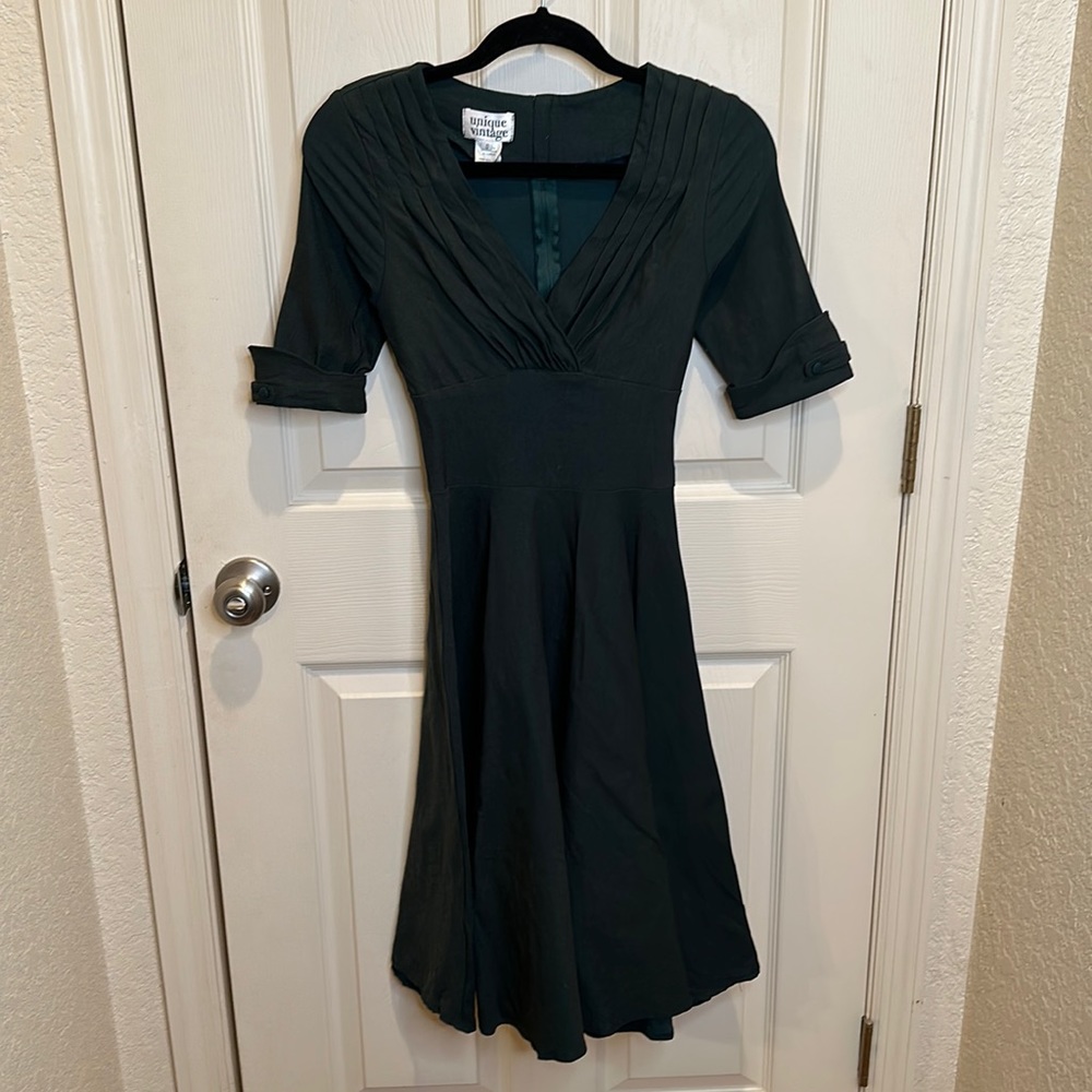 Green Unique Vintage Dress Size Small